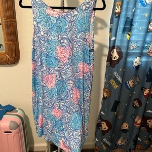 Lilly dress size large